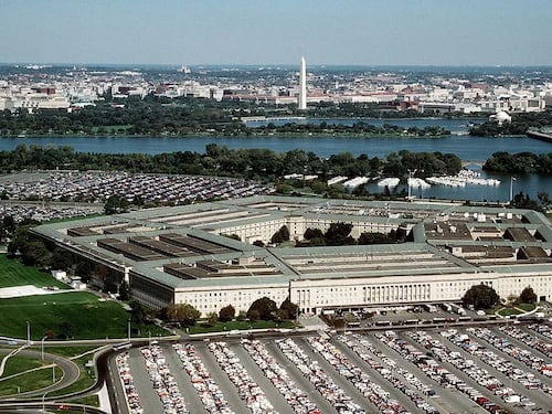 “Il Pentagono valuta programma di spionaggio sotto copertura contro la Cina”