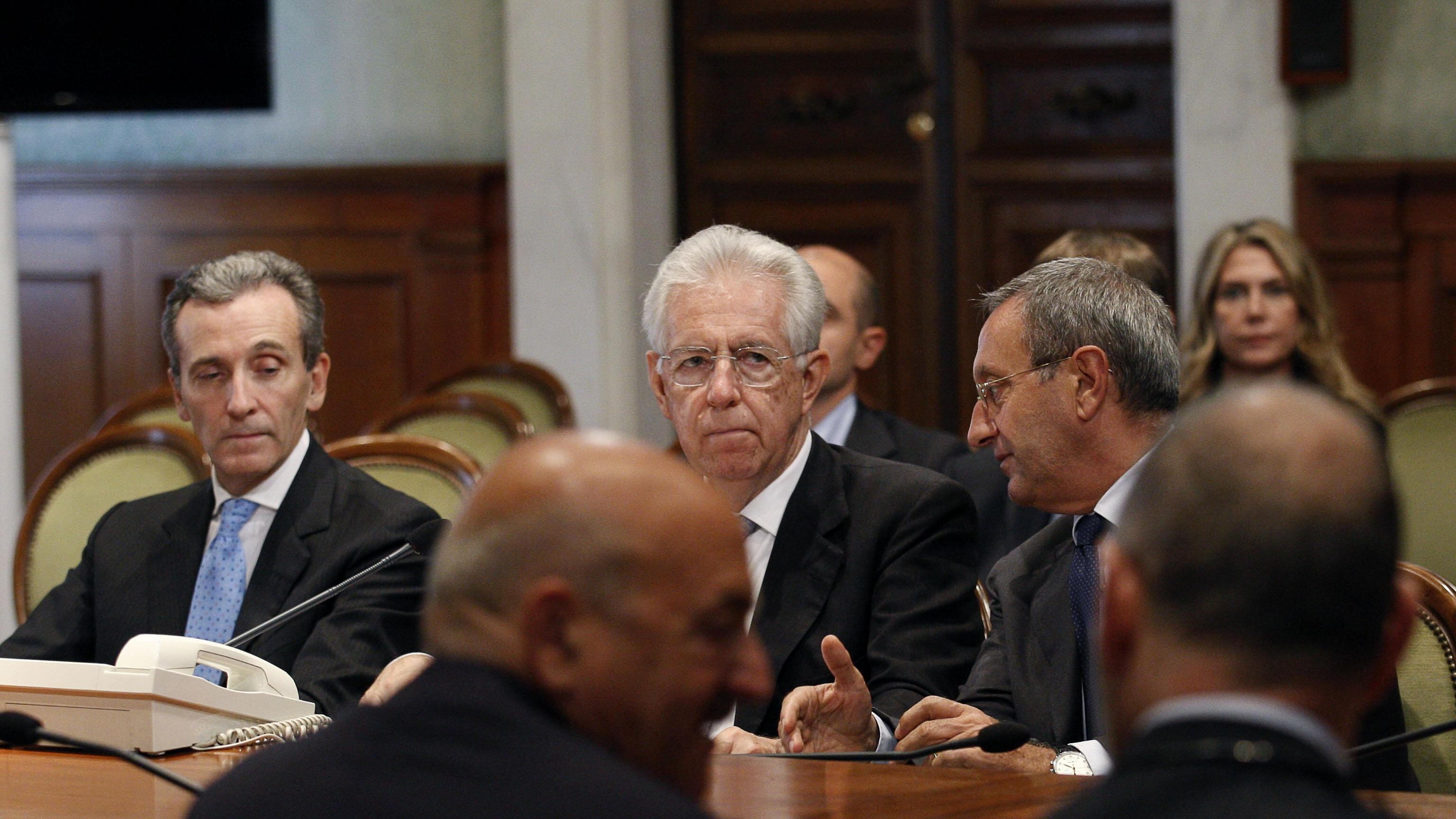 Il ministro Grilli: "Per la crescita bisogna ancora sudare"