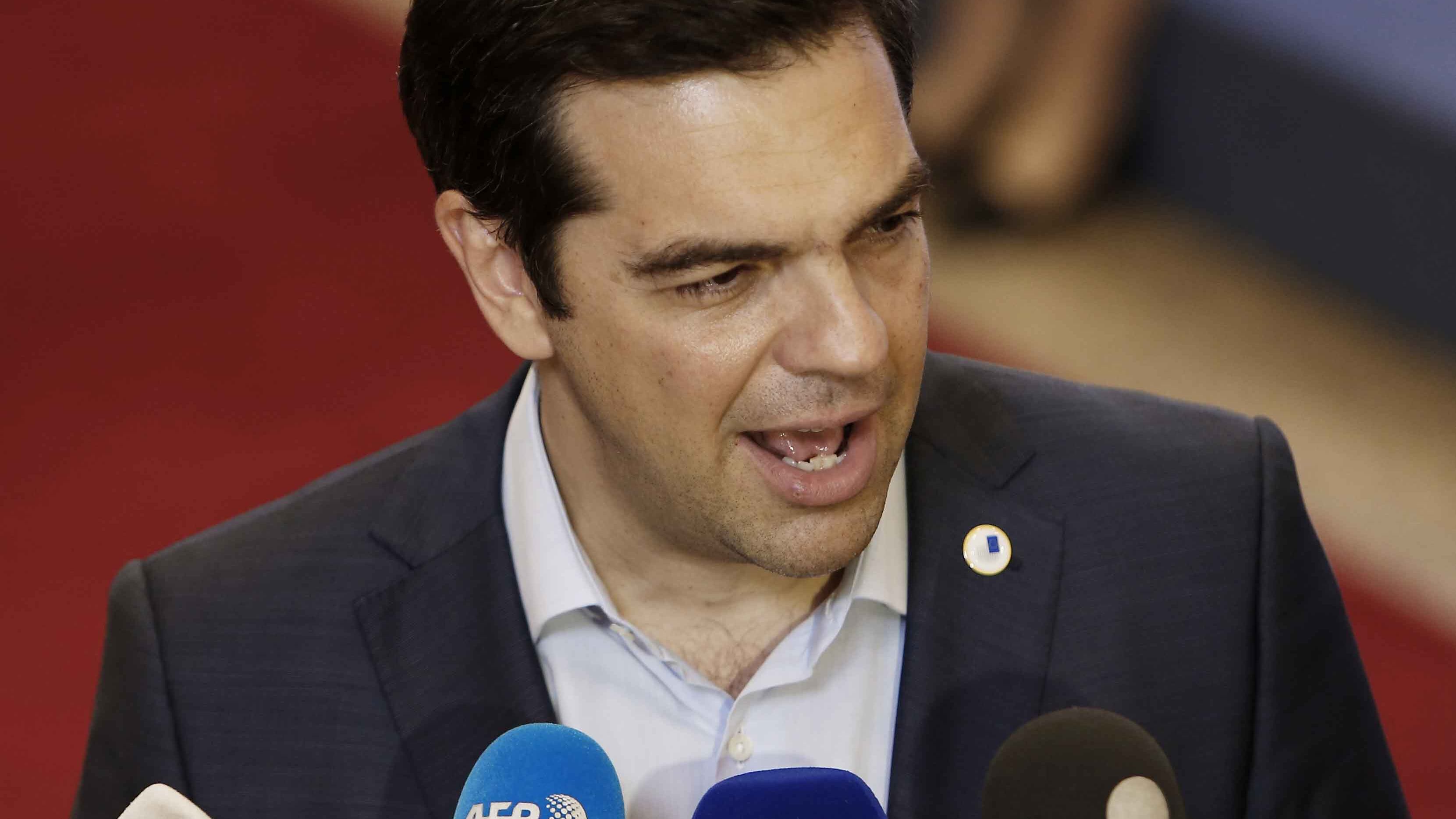 Grecia, Tsipras non si dimette: verso il rimpasto di governo
