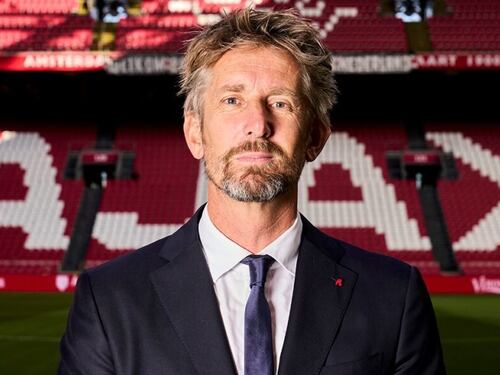 "Non è in pericolo di vita": quali sono le condizioni di Van der Sar
