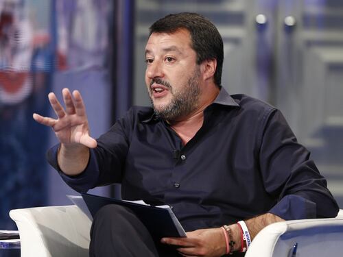 L'accusa choc dei buonisti: "Salvini è il vero trafficante"