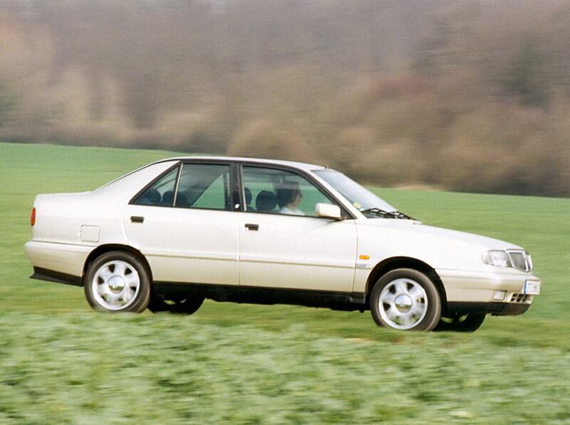 Lancia Dedra, guarda la gallery 1