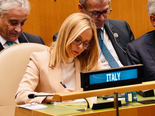 Palestina, la mossa della Meloni che mette all'angolo la sinistra