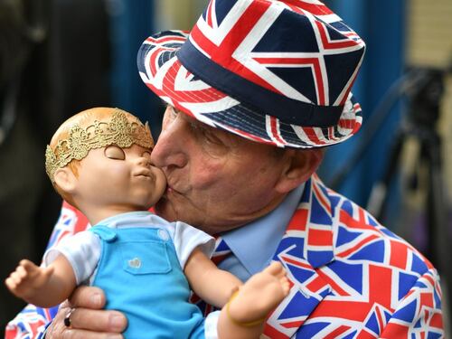 Royal baby, l'attesa davanti all'ospedale