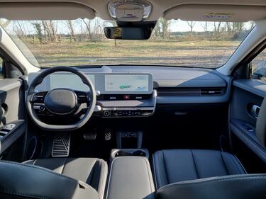 Hyundai Ioniq 5 2023: guarda le foto 10