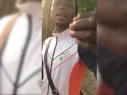 Mantova, il consigliere filma il parcheggiatore abusivo. Lui: "Non c'è lavoro"