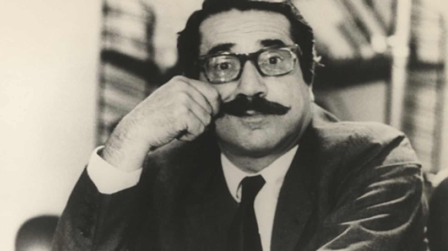 Che società perfetta (piena di suicidi...)