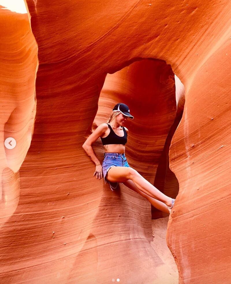 Miley Cyrus, il viaggio nel deserto: foto 4