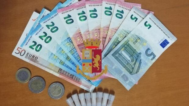 Blitz della polizia a San Giovanni Barra: arrestati spacciatori di eroina e hashish