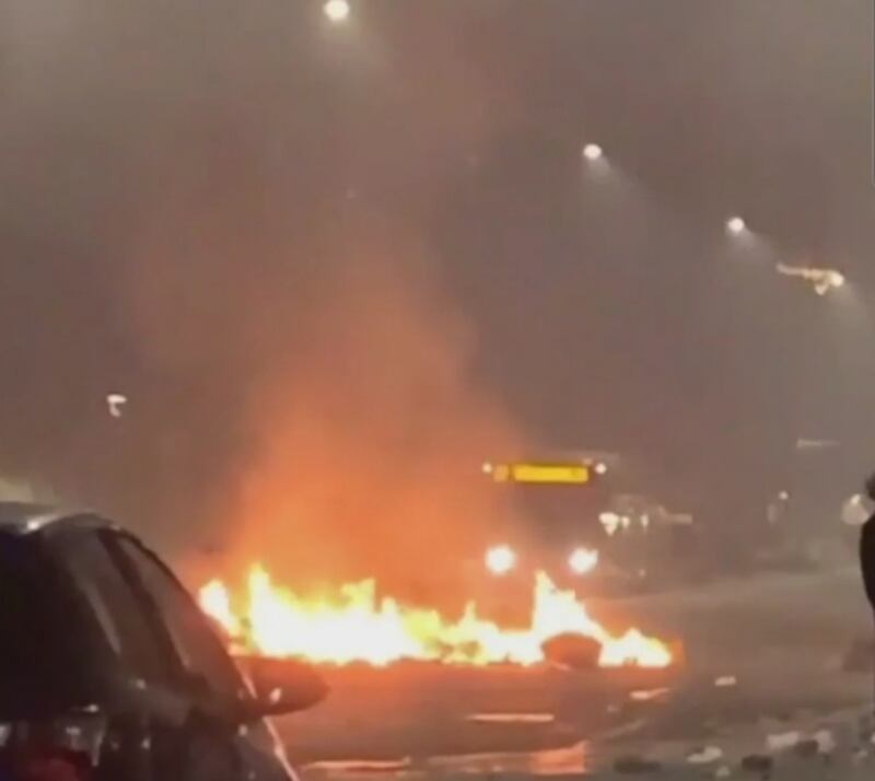 Pensiline dei tram in fiamme