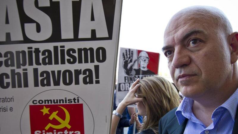 Tornano i comunisti Rizzo ci riprova: "Nuova Internazionale"