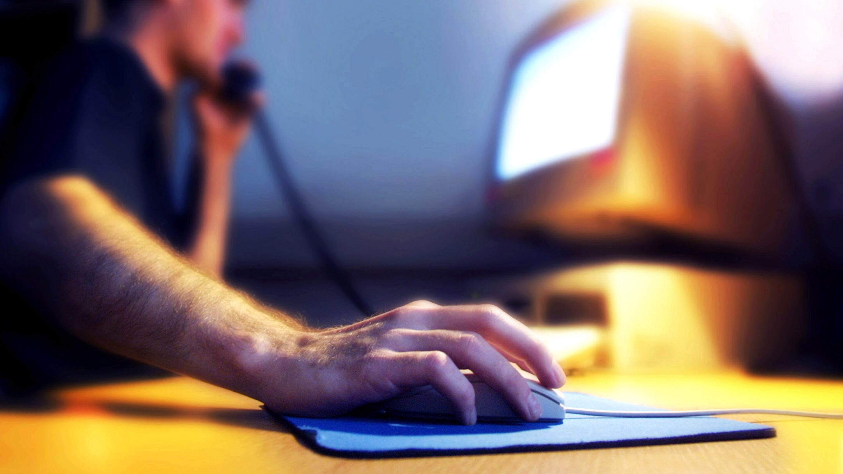 Reclutavano minorenni immigrati su internet per uccidere e rubare: 193 arresti in tutta Europa