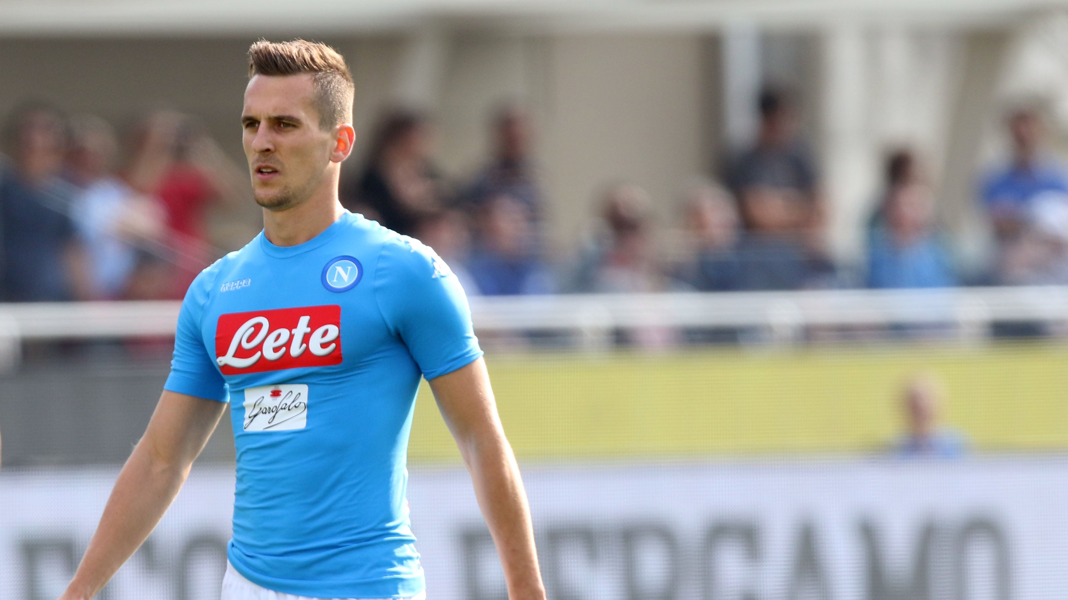 Sarri sorride: il Napoli riabbraccia Milik dopo 4 mesi