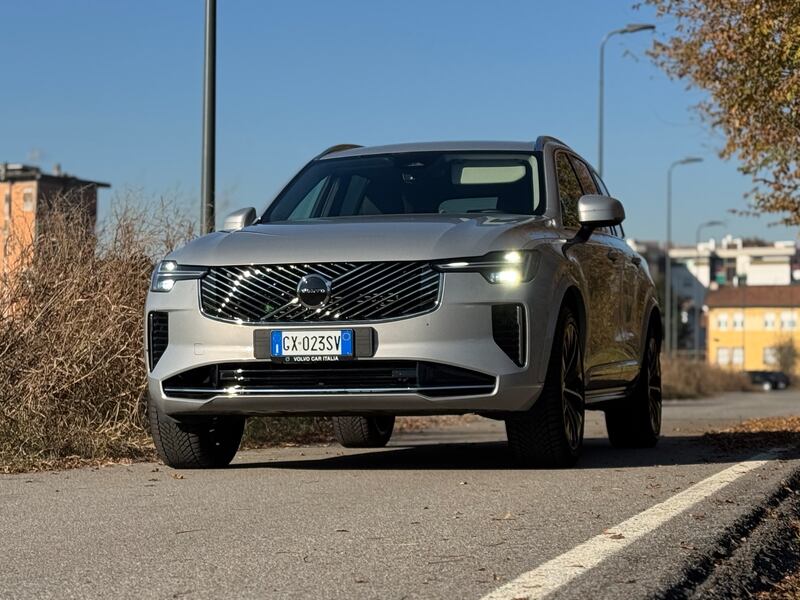 Volvo XC90: la gallery del nuovo SUV premium svedese, che comfort 3