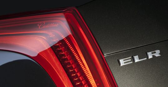 Cadillac ELR 7