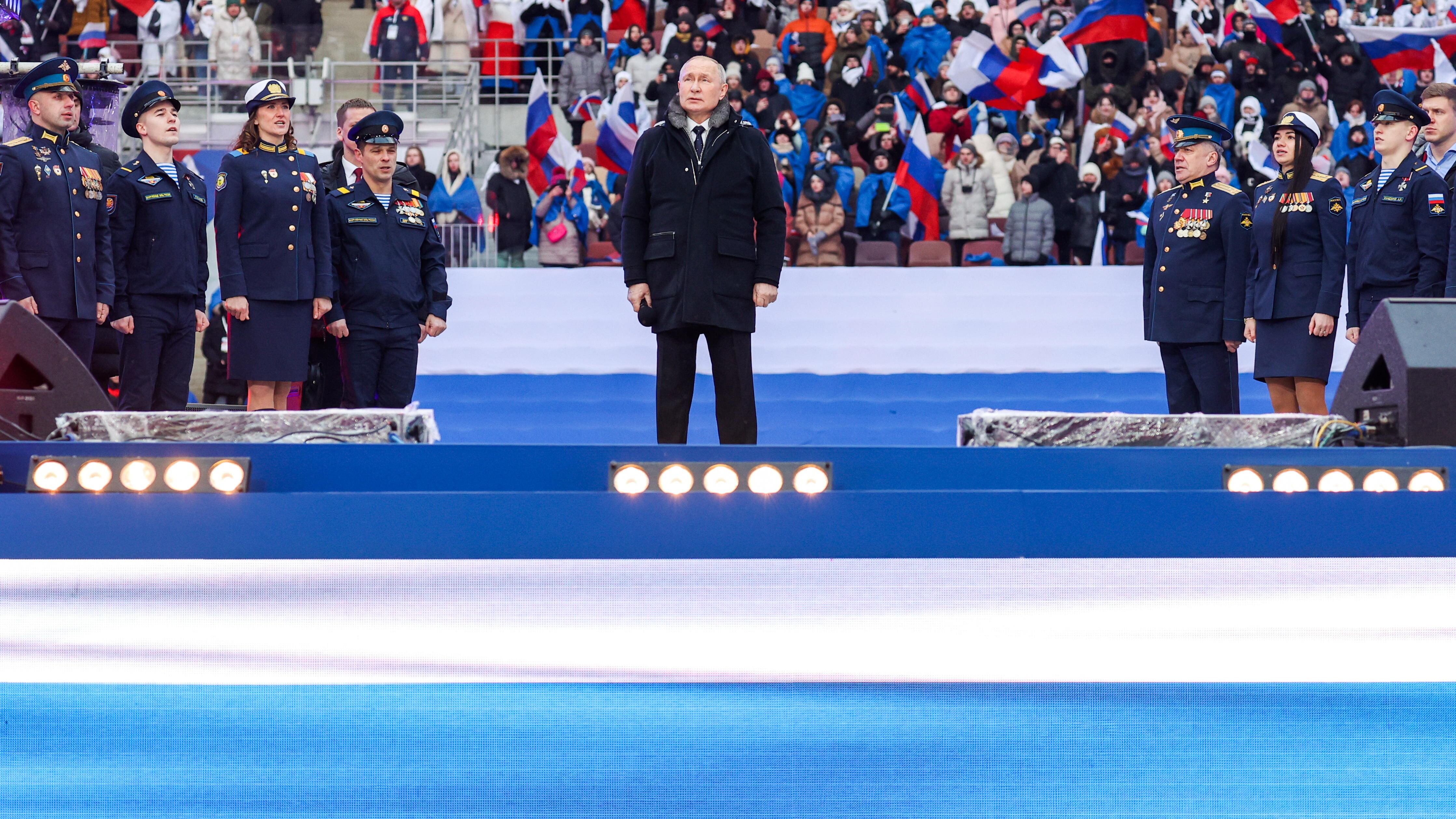 Putin ultrà a Mosca: "Battaglia eroica per le terre storiche". E punta la Moldavia