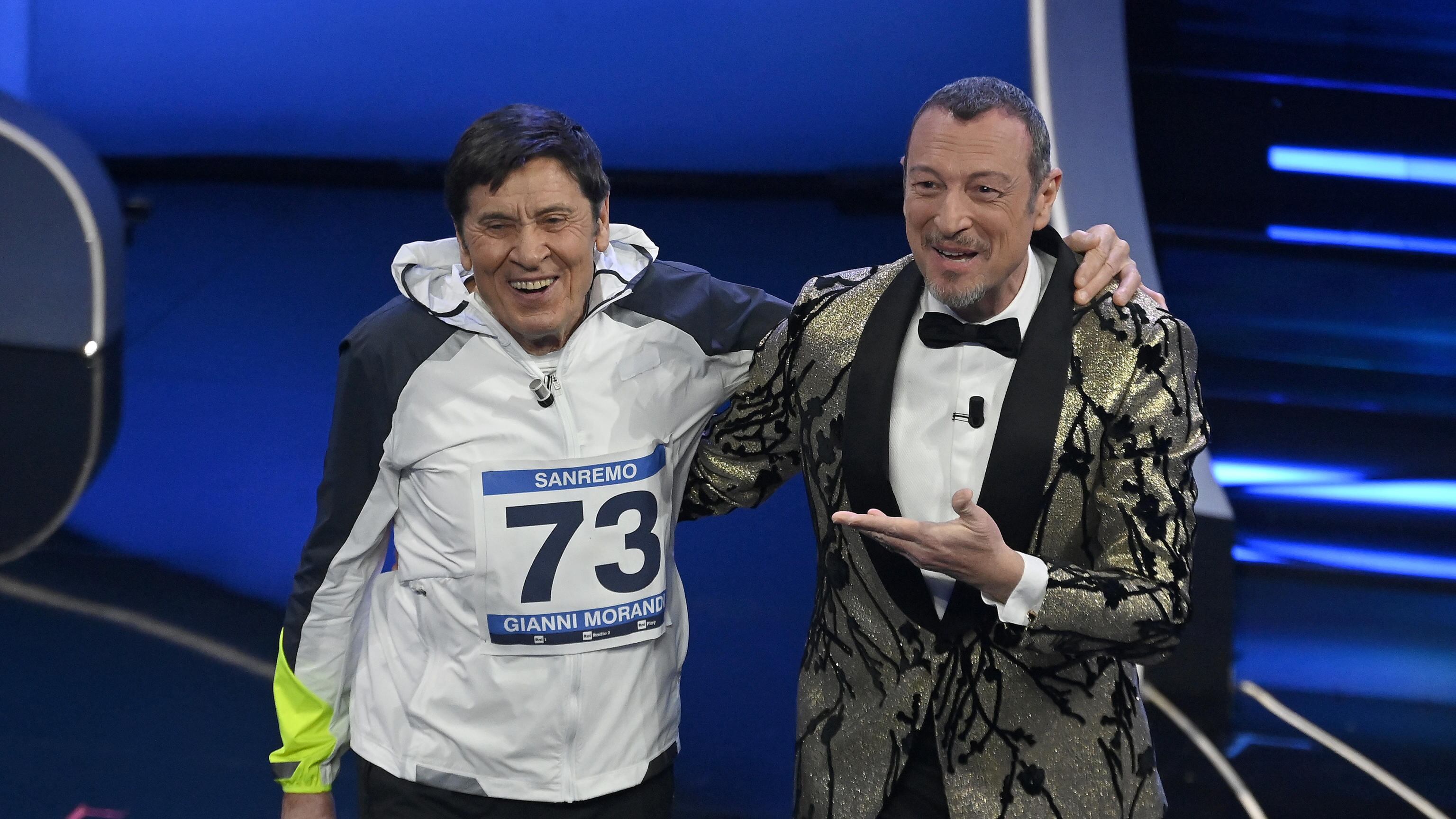 "Ca**o, fammi passare". La gag di Gianni Morandi finisce male