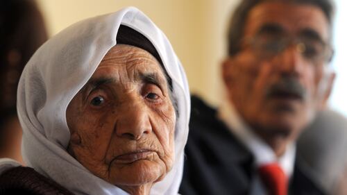 Rifugiata siriana di 107 anni riunita ai familiari in Germania 6