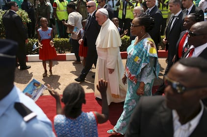 Bergoglio in Centrafrica: "No alla paura dell'altro" 10