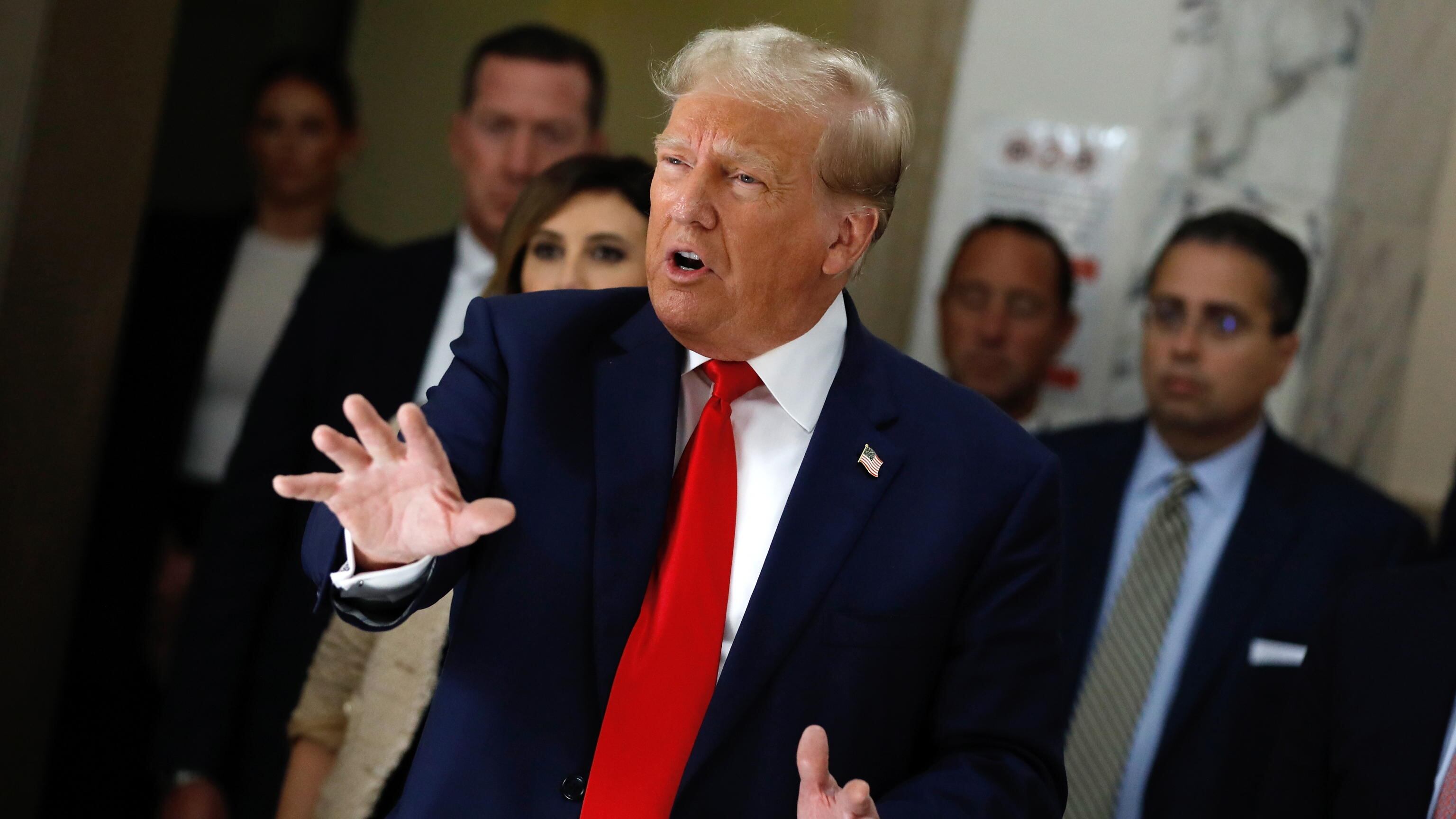 L'Economist sulla rielezione di Trump nel 2024: "Il più grande pericolo per il mondo"