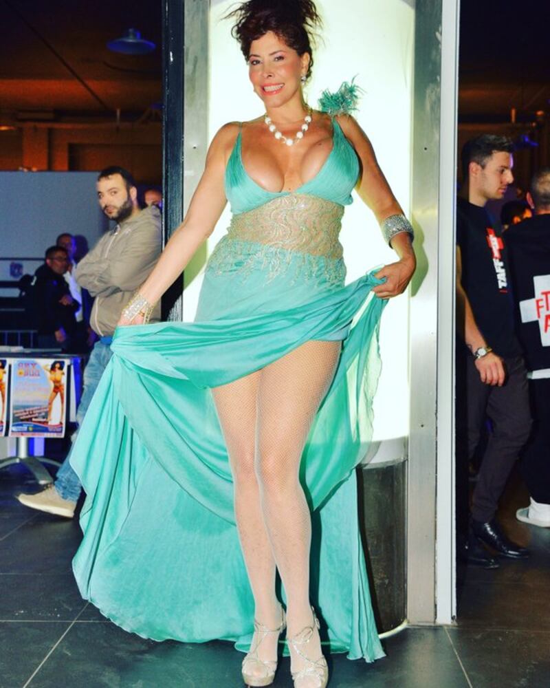 Milly D'Abbraccio hot su Twitter 14