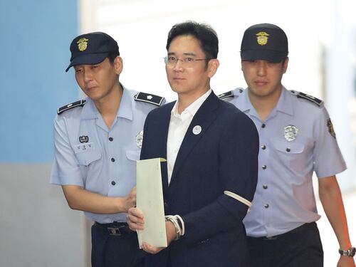 Corruzione, condannato a 5 anni di carcere vicepresidente Samsung
