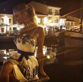 Mercedesz Henger, le foto più sexy 8