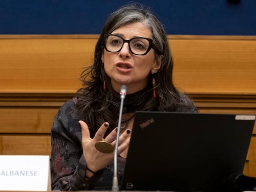 Da Albanese alla Boldrini. I fanatici dello sterminio fake presi in contropiede