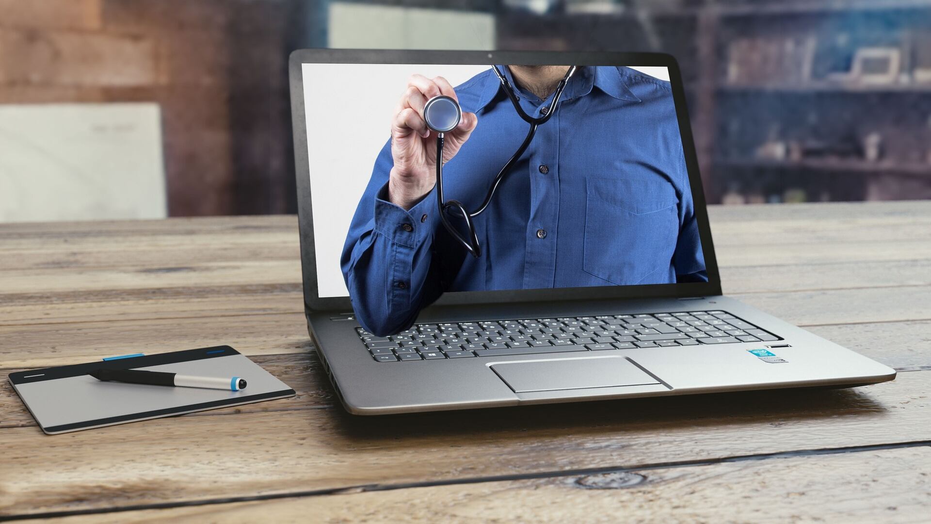 Cosa sono e come funzionano la telemedicina e la teleassistenza