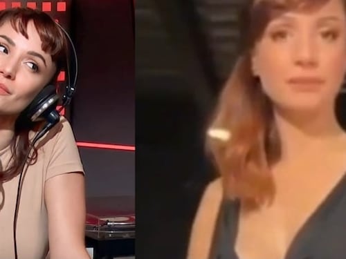Andrea Delogu resta nuda in diretta. La gaffe su Instagram