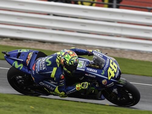 Valentino Rossi tenta il miracolo: in pista già ad Aragon?