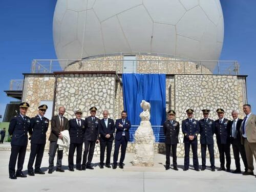 A Lampedusa un nuovo radar per difendere lo spazio aereo italiano