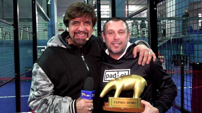 "Leao è una pippa. E Vieri...". Cassano contro tutti a Striscia la Notizia