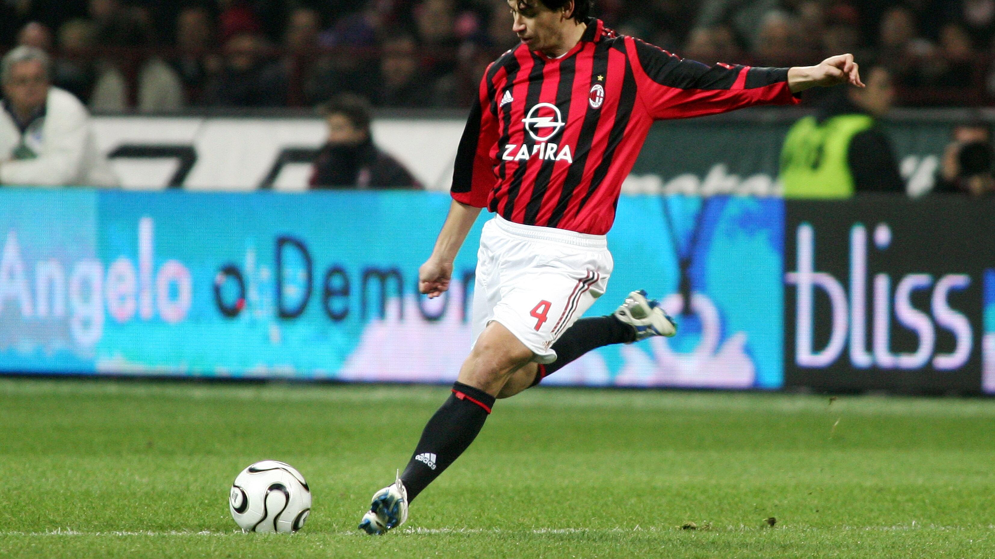 "A Milano con il calcio ho trovato l'America". L'ex campione rossonero, oggi manager, si racconta: "Rifarei tutto, la squadra come seconda famiglia"