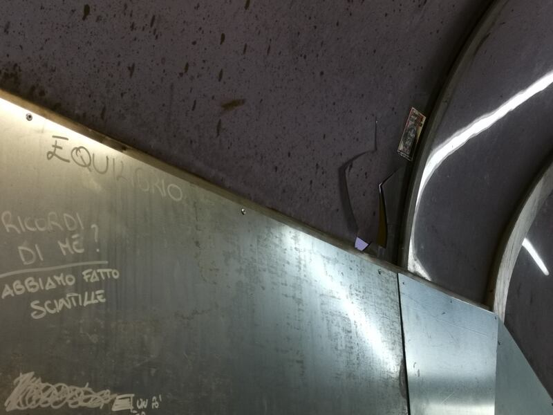 Circumvesuviana, la peggiore ferrovia d'Italia 7