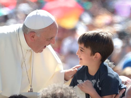 Il no di Papa Francesco a ideologie e logiche che ostacolano la vita