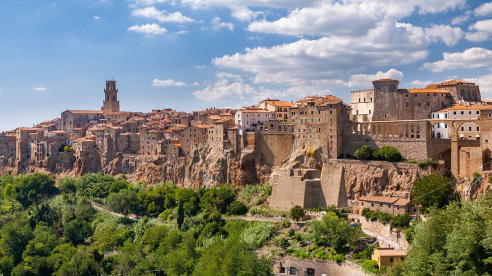 Touring Club, il viaggio lento nell'Italia dei Piccoli borghi