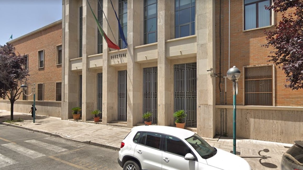 La brutalità choc di tre indiani: stuprano a turno una bambina