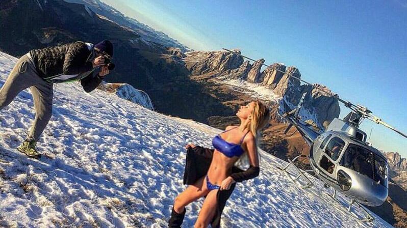 La montagna è una cosa seria, no a spot, bikini e champagne