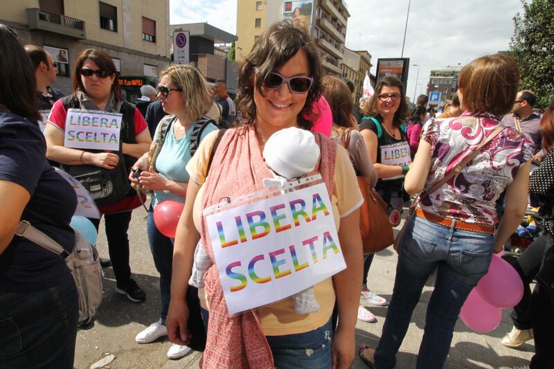 Vaccini, la manifestazione delle mamme no-vax 8