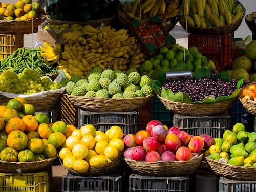 L'inflazione frena ma frutta e verdura costano sempre di più: ecco perché