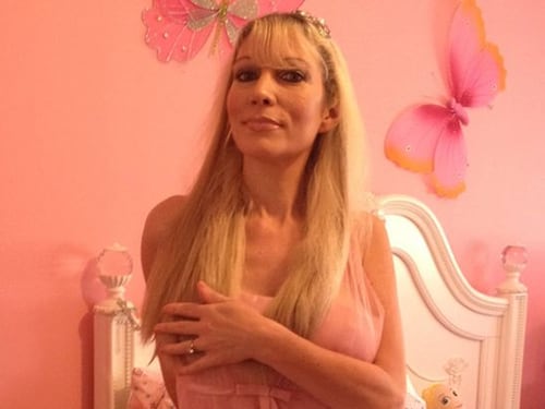 Mamma di 44 anni fa sesso con il figlio sposato. Arrestati per incesto