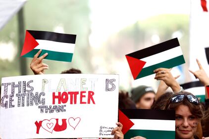 Manifestazione pro-Palestina: slogan e striscioni a Milano e Roma 8