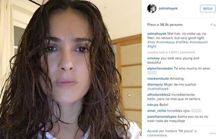 Salma Hayek fa impazzire i fan 2