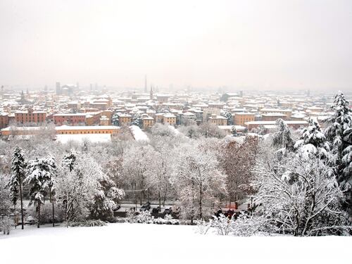 Bologna sotto la neve, le immagini