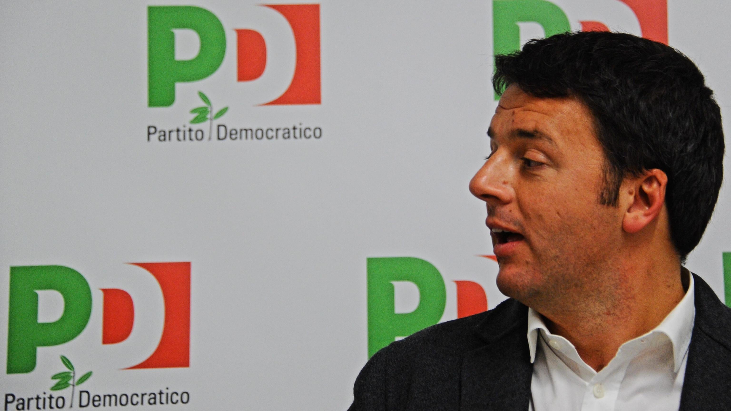 Renzi trama contro i rossi del partito