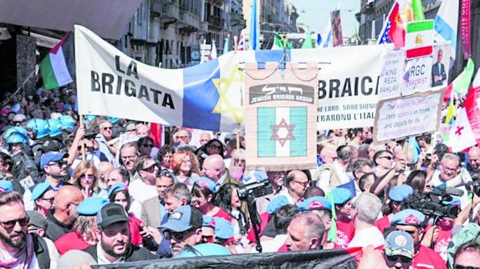 "Vergogna". 25 Aprile è scontro in Comune. Sala: "E il prossimo sarà più a rischio"