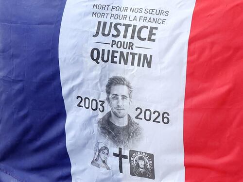 Morte di Quentin Deranque, fermati 9 sospettati: tra loro l'assistente di un parlamentare di Melenchon