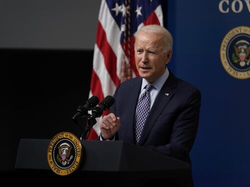 Il nuovo 4 luglio di Biden: "Indipendence day dal virus"