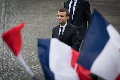 Emmanuel Macron si insedia all'Eliseo: da oggi è ufficialmente presidente 6